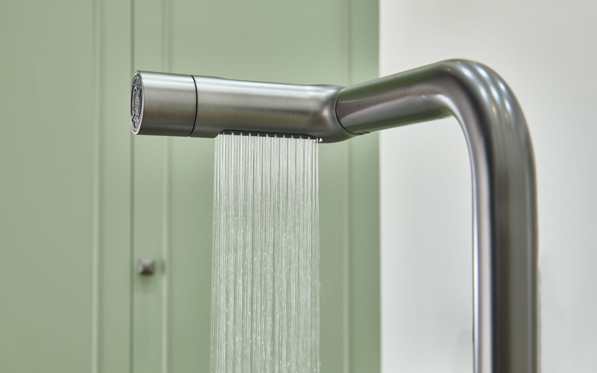 Gun Gray Modern Single Handle Kitchen Faucets